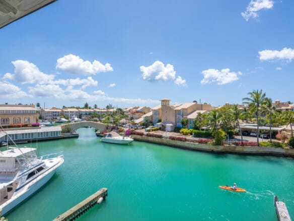 Qlistings - 3 Bed Lagoon Front Apartment with Yacht Berth – 329 Port St Charles, St. Peter Property Image