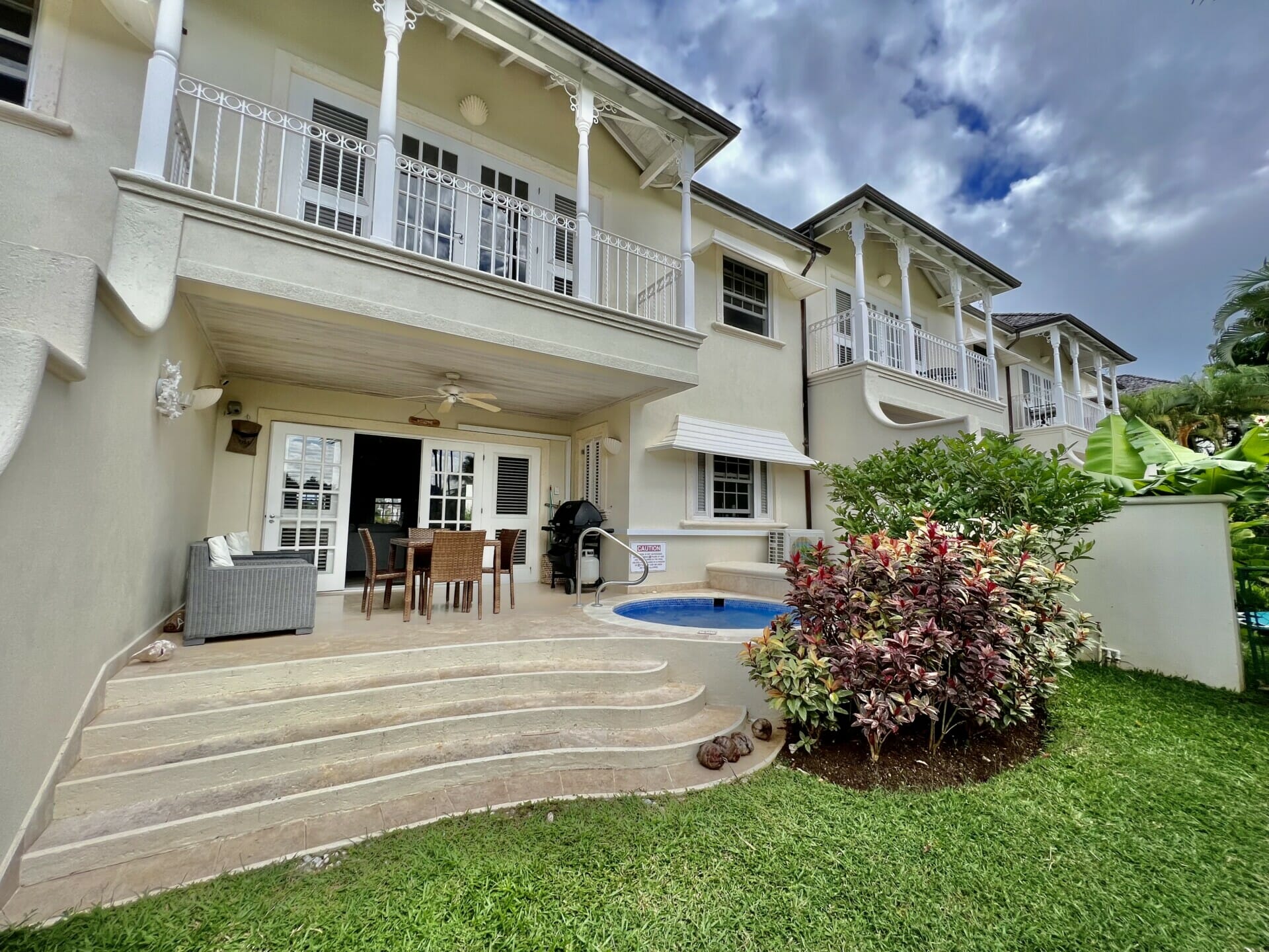 Battaleys Mews 16 11