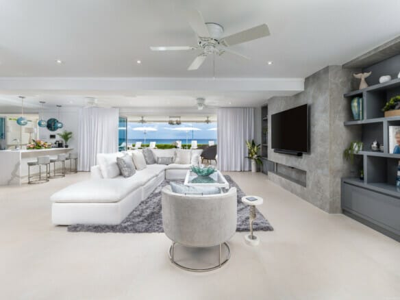 Qlistings - Blue Oyster Beachfront Villa, St James Thumbnail