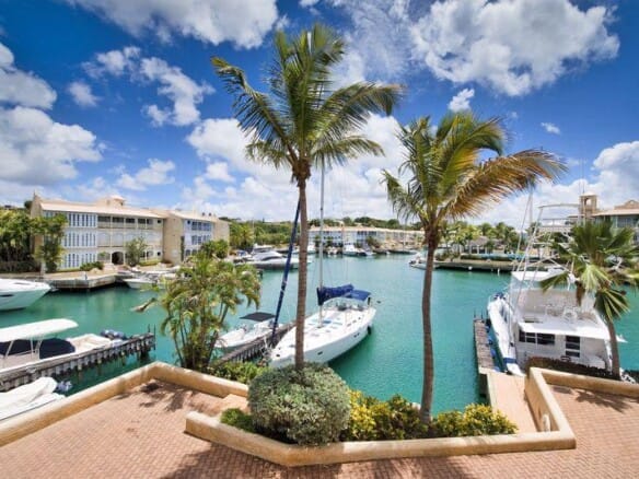Qlistings - REDUCED – Luxury Waterfront Marina Apartment at Port St. Charles – 102 Property Image