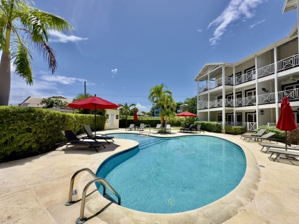 Qlistings - 3 Bed Apartment in Gated Community close to Beach – Lantana 38, St. James Property Image
