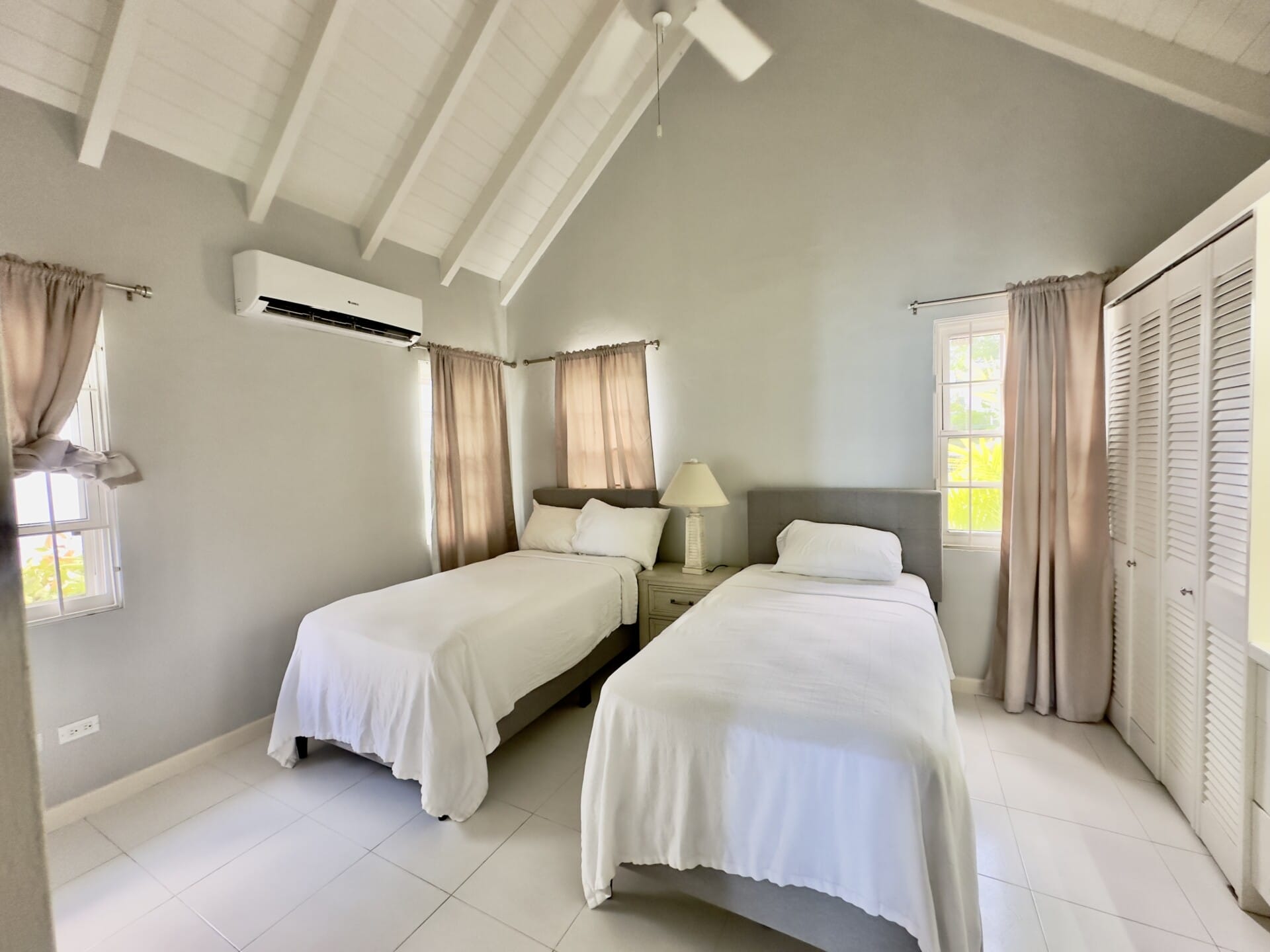 Barbados Property For Rent – Oceanfront Duplex Living in Worthing_10