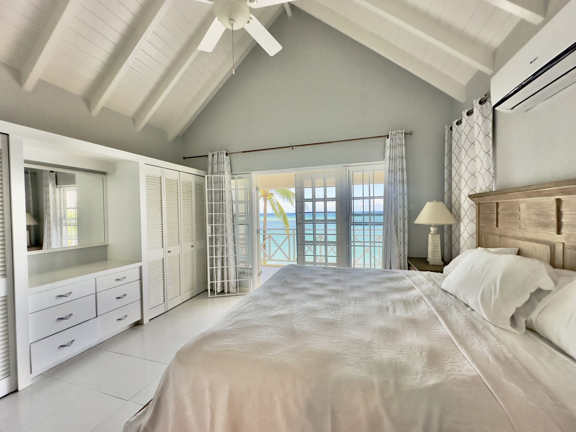 Barbados Property For Rent – Oceanfront Duplex Living in Worthing_12