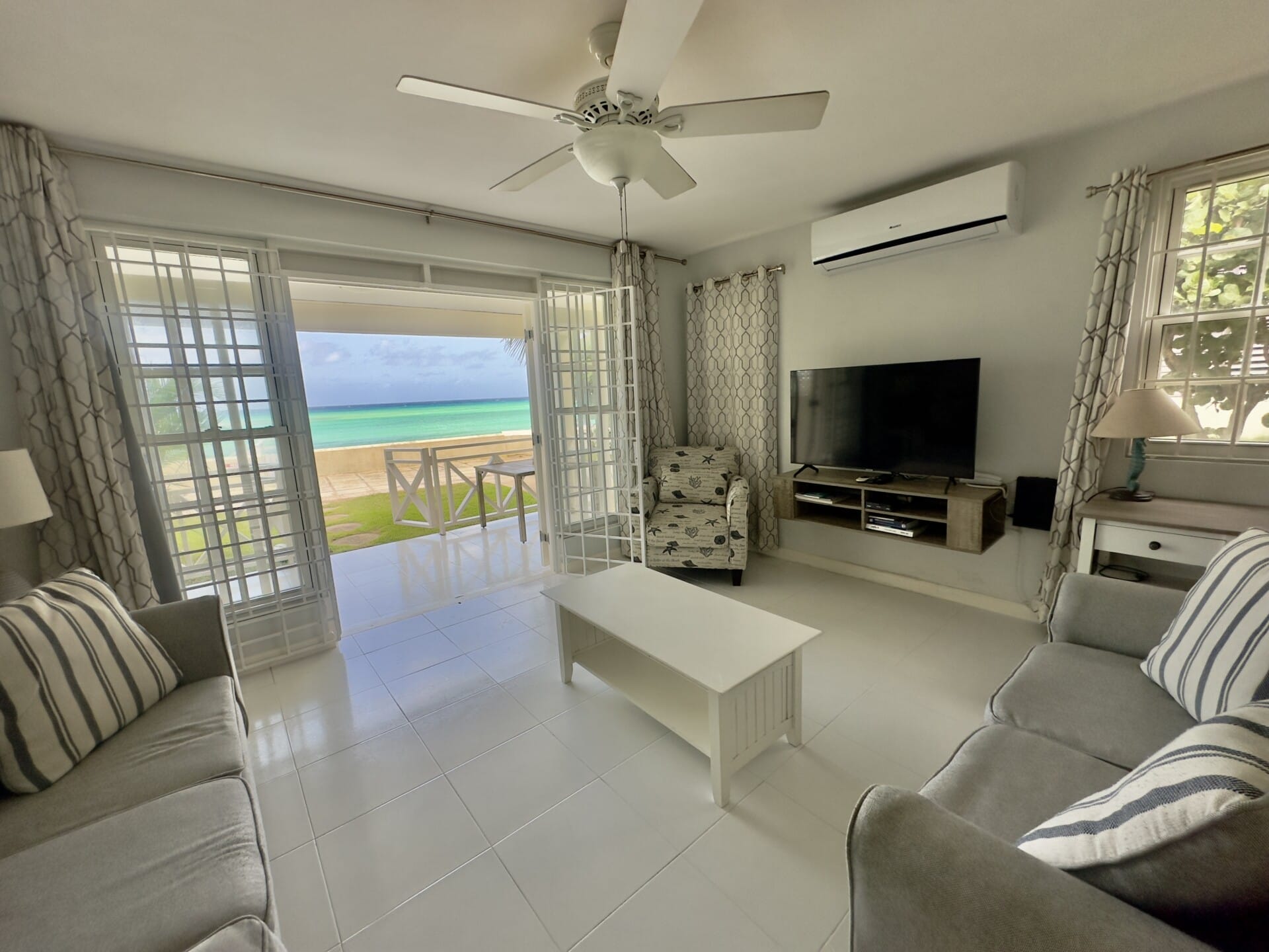 Barbados Property For Rent – Oceanfront Duplex Living in Worthing_17