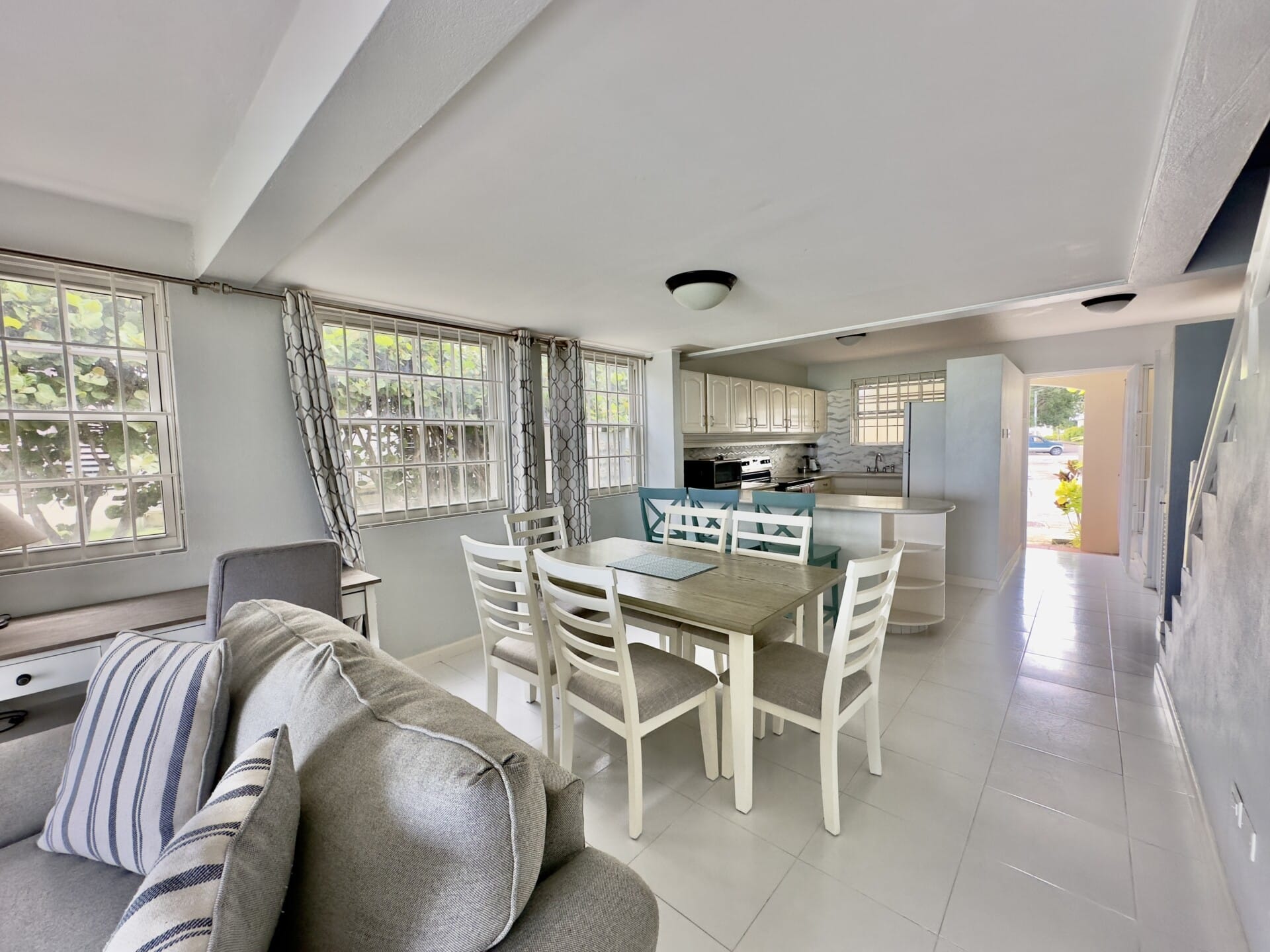 Barbados Property For Rent – Oceanfront Duplex Living in Worthing_18