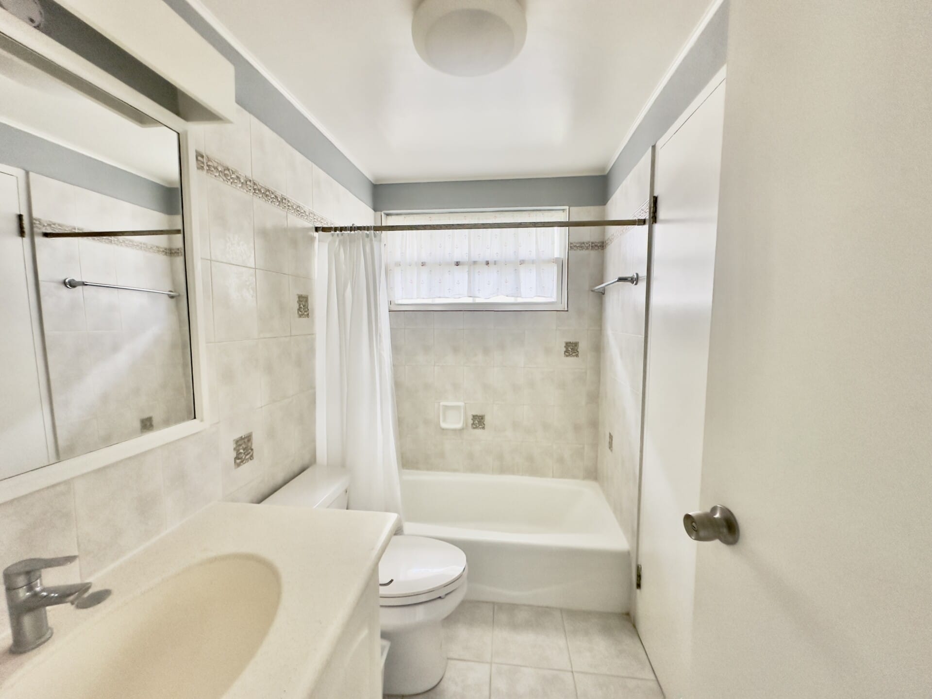 Barbados Property For Rent – Oceanfront Duplex Living in Worthing_8