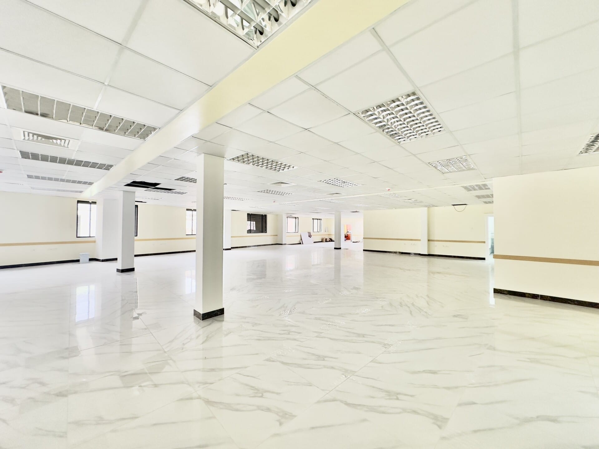 Barbados Property For Rent – Fully Renovated Office Space_12