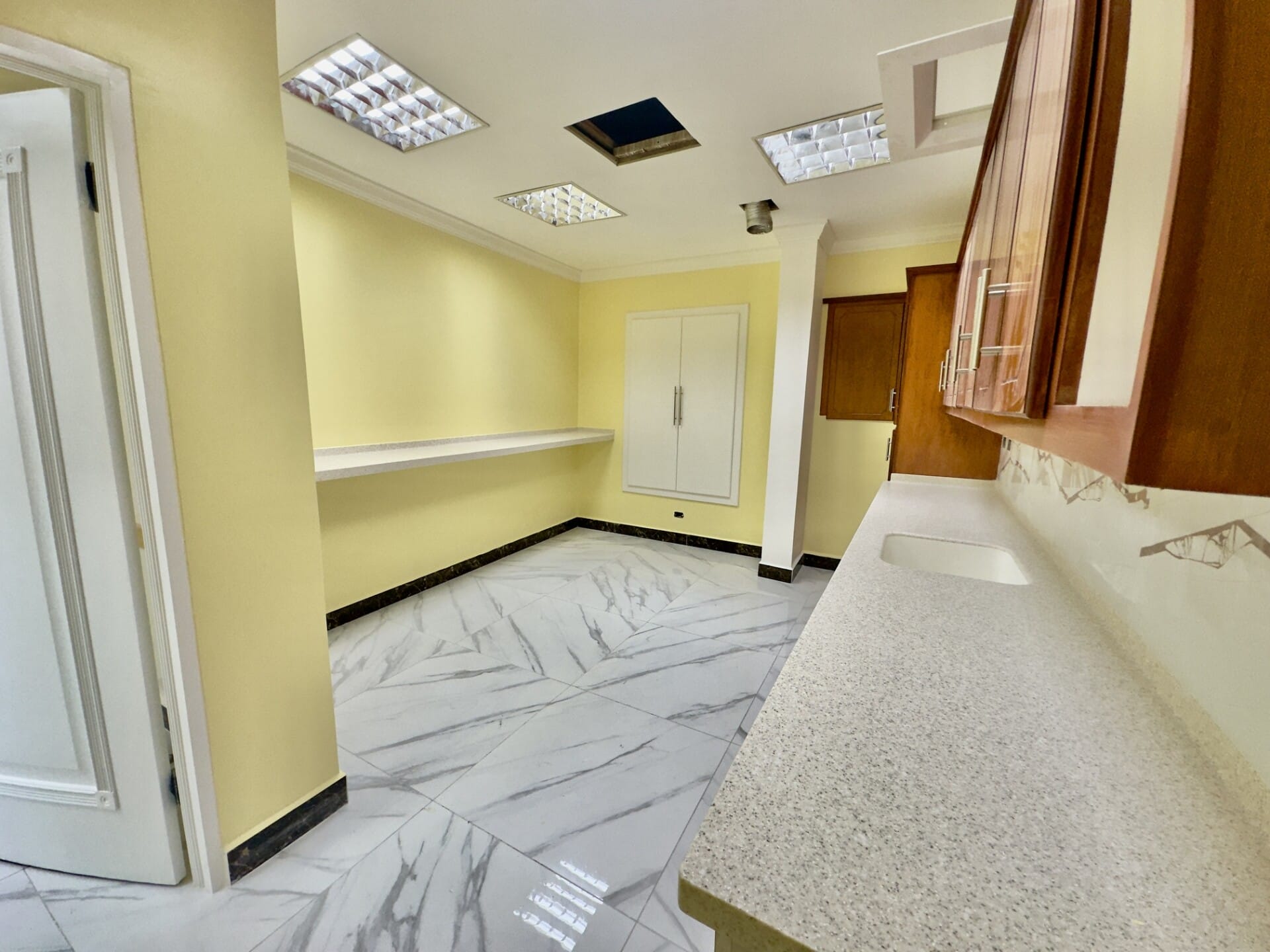 Barbados Property For Rent – Fully Renovated Office Space_13