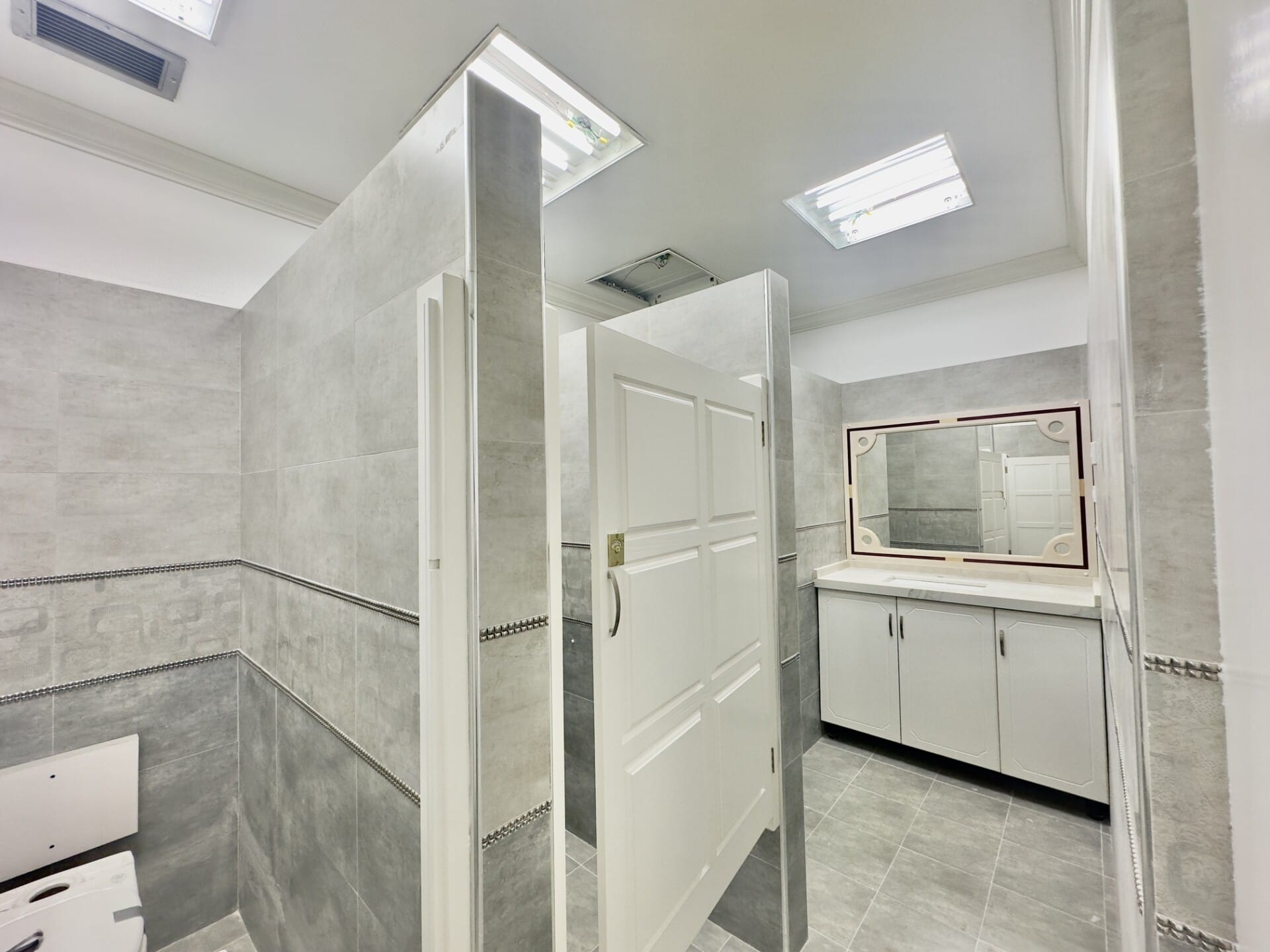 Barbados Property For Rent – Fully Renovated Office Space_15