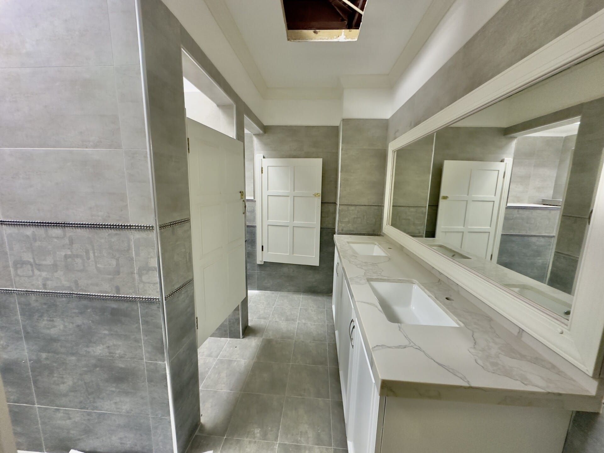 Barbados Property For Rent – Fully Renovated Office Space_16