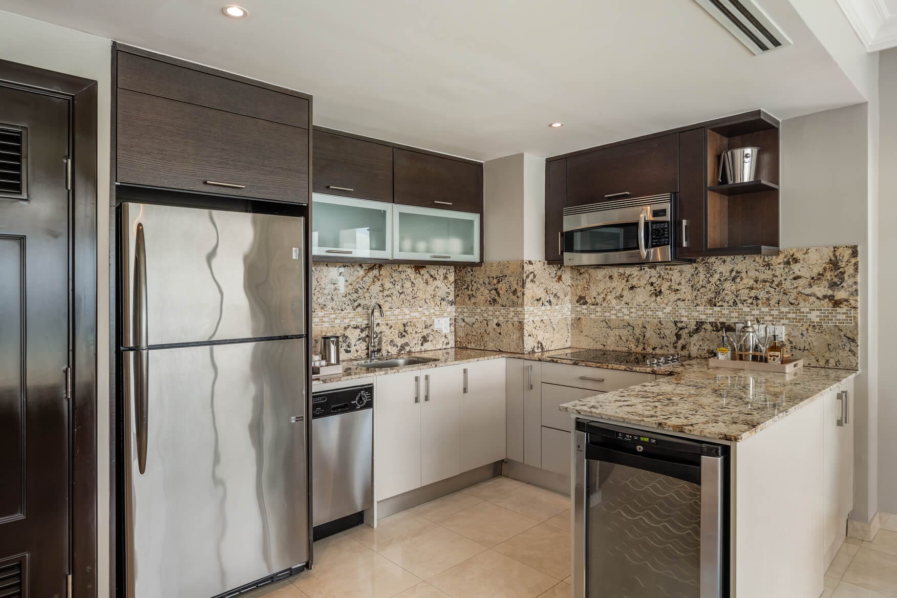 Barbados Property For Sale – Penthouse 710 O2_4