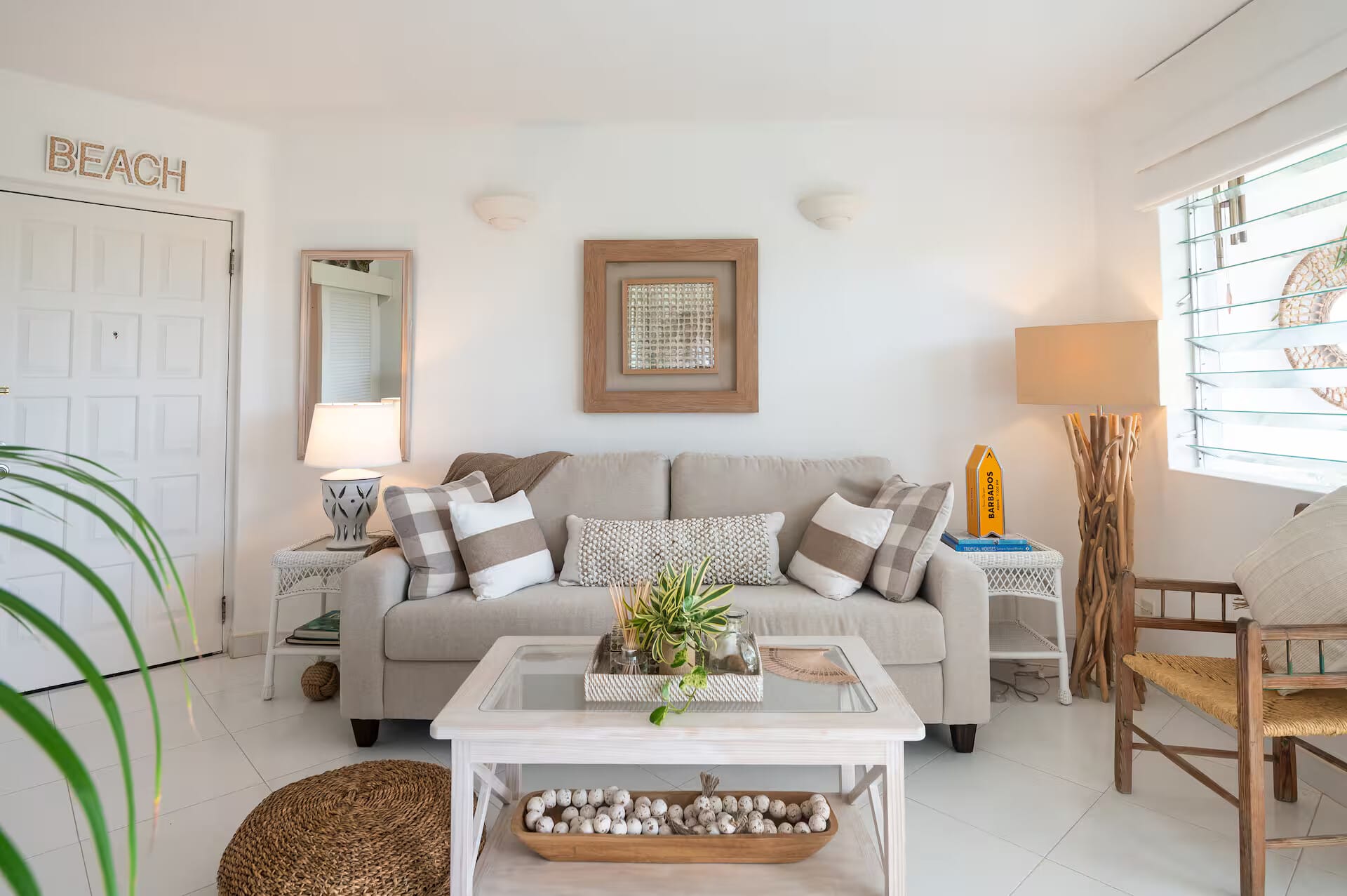 Barbados Property For Rent – Golden View 309_1_converted